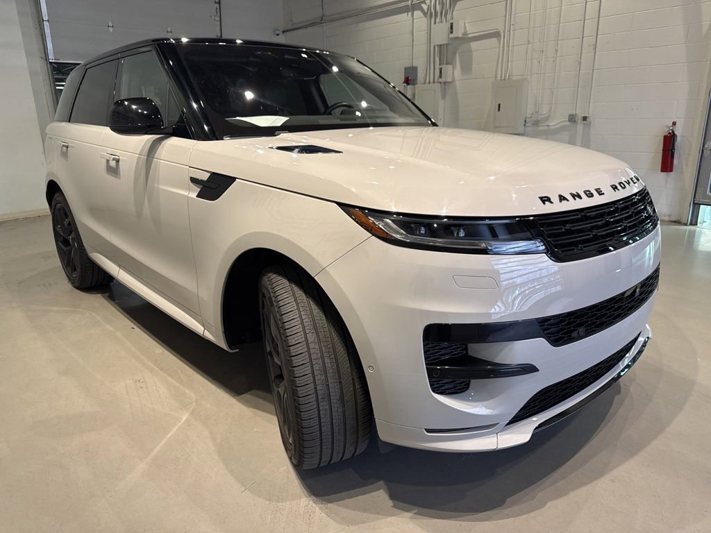 Used 2023 Land Rover Range Rover Sport SE Dynamic AWD/4WD image 4