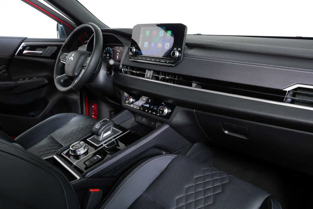 Used 2024 Mitsubishi Outlander SEL Black Edition image 20