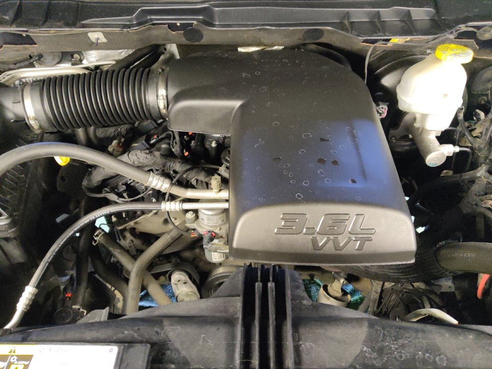 Used 2021 RAM 1500 Classic SLT RWD image 30