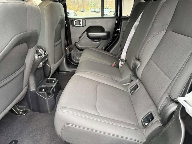 Used 2023 Jeep Gladiator Sport image 11