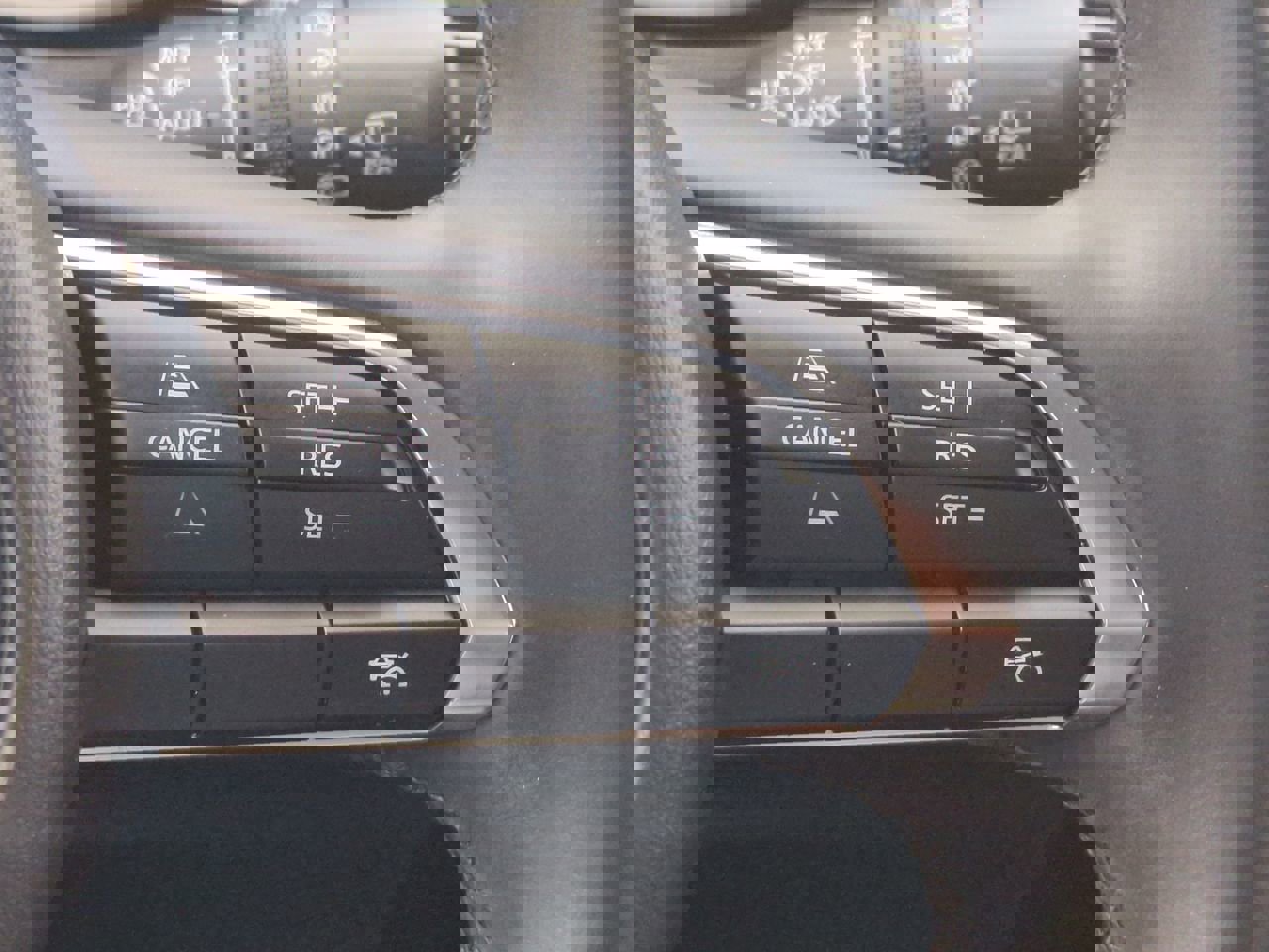 Used 2024 MAZDA CX-30 Carbon image 25