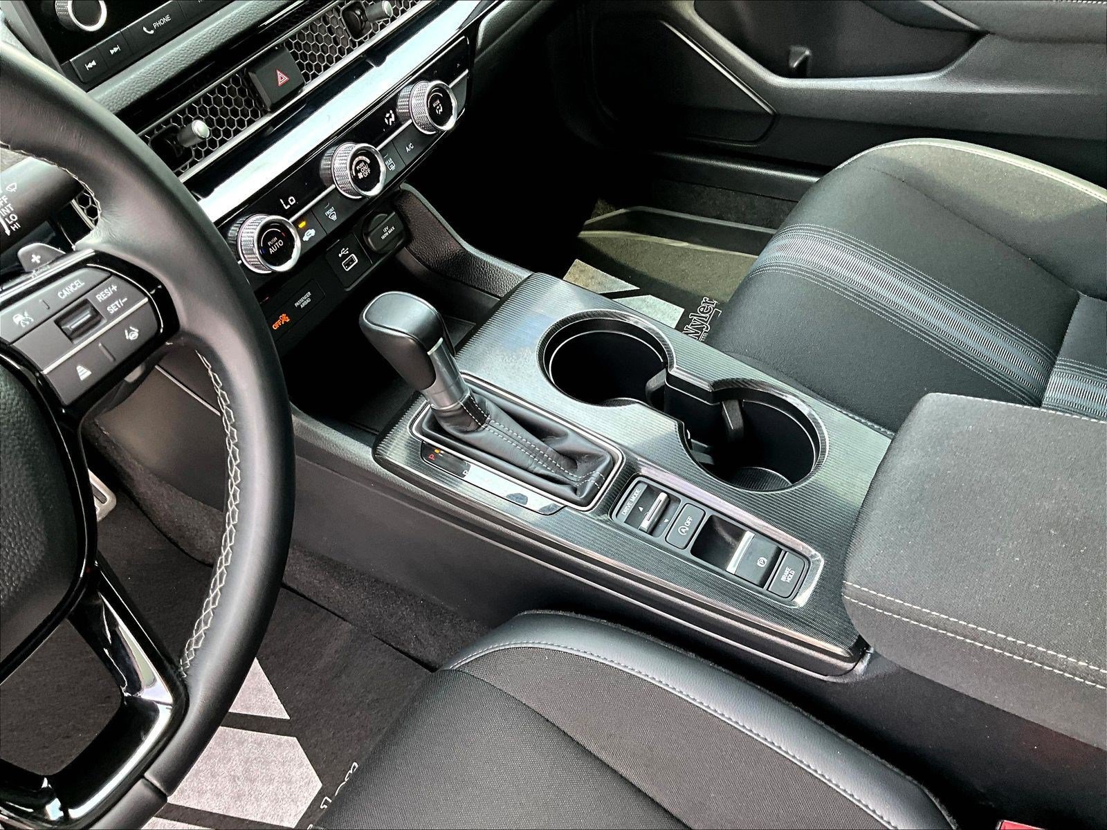 Used 2024 Honda Civic Sport image 17
