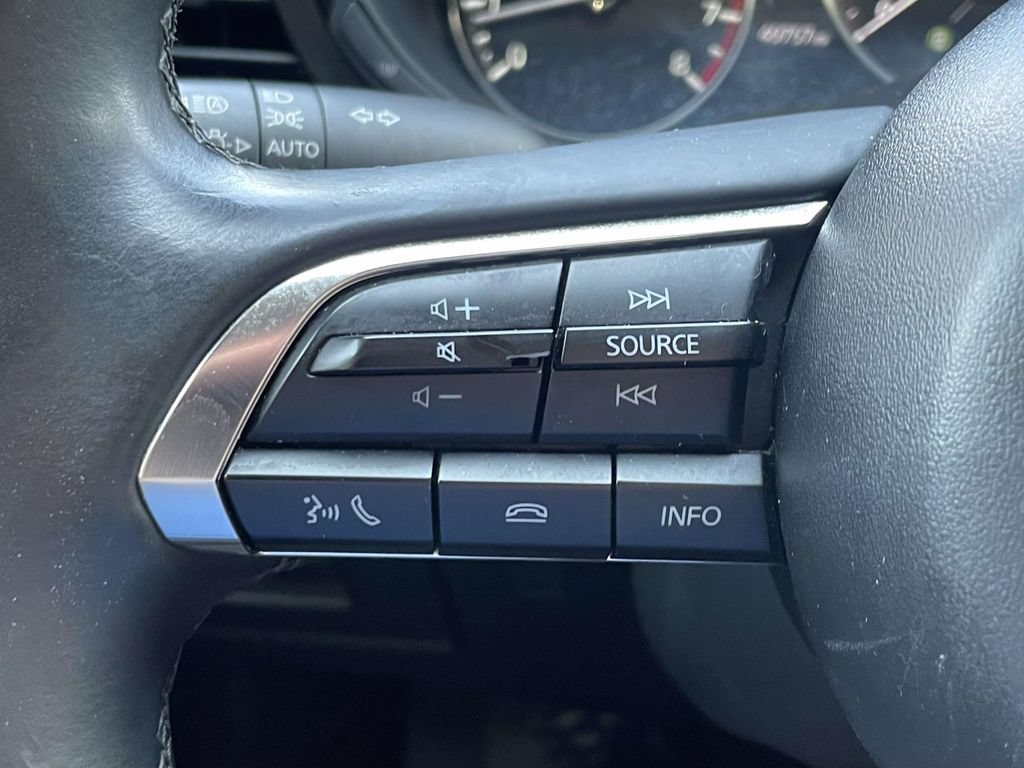 Used 2025 MAZDA MAZDA3 s FWD image 20