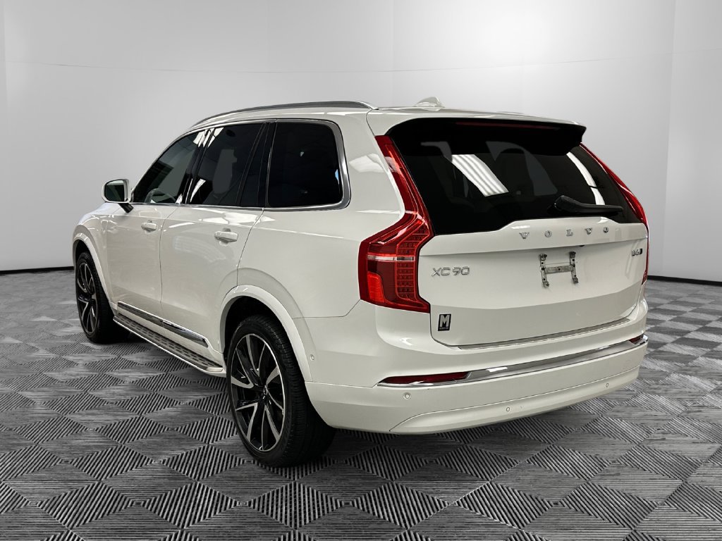 Used 2023 Volvo XC90 B6 Plus w/ Protection Package Premier AWD/4WD image 4