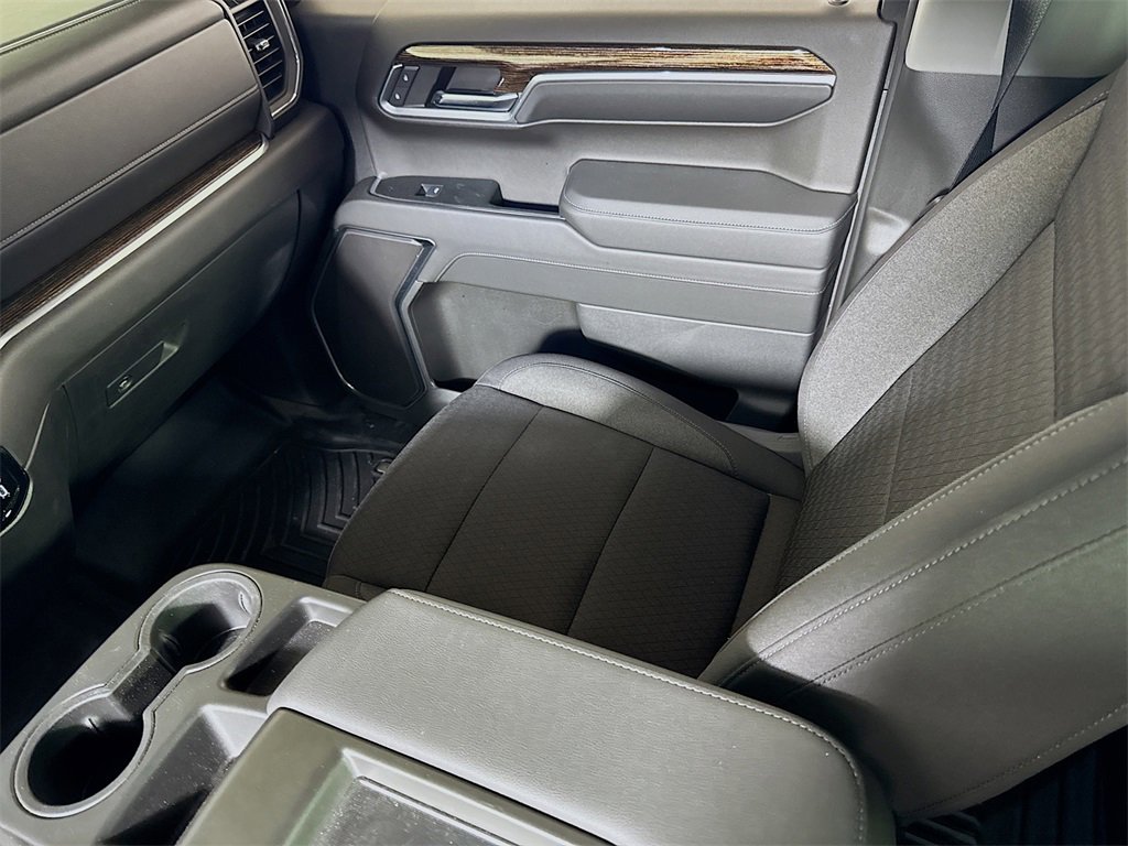 Used 2024 GMC Sierra 1500 Elevation image 22