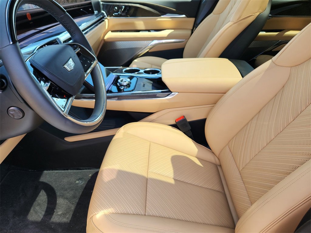 New 2025 Cadillac Escalade IQ Luxury 2 image 8
