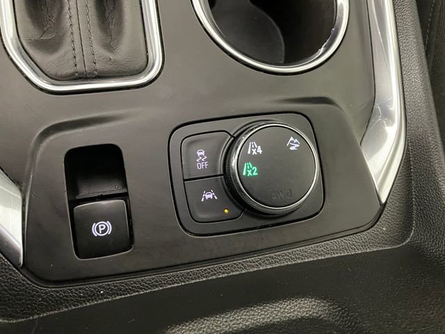 Used 2020 Chevrolet Traverse LT w/ Driver Confidence II Package image 11