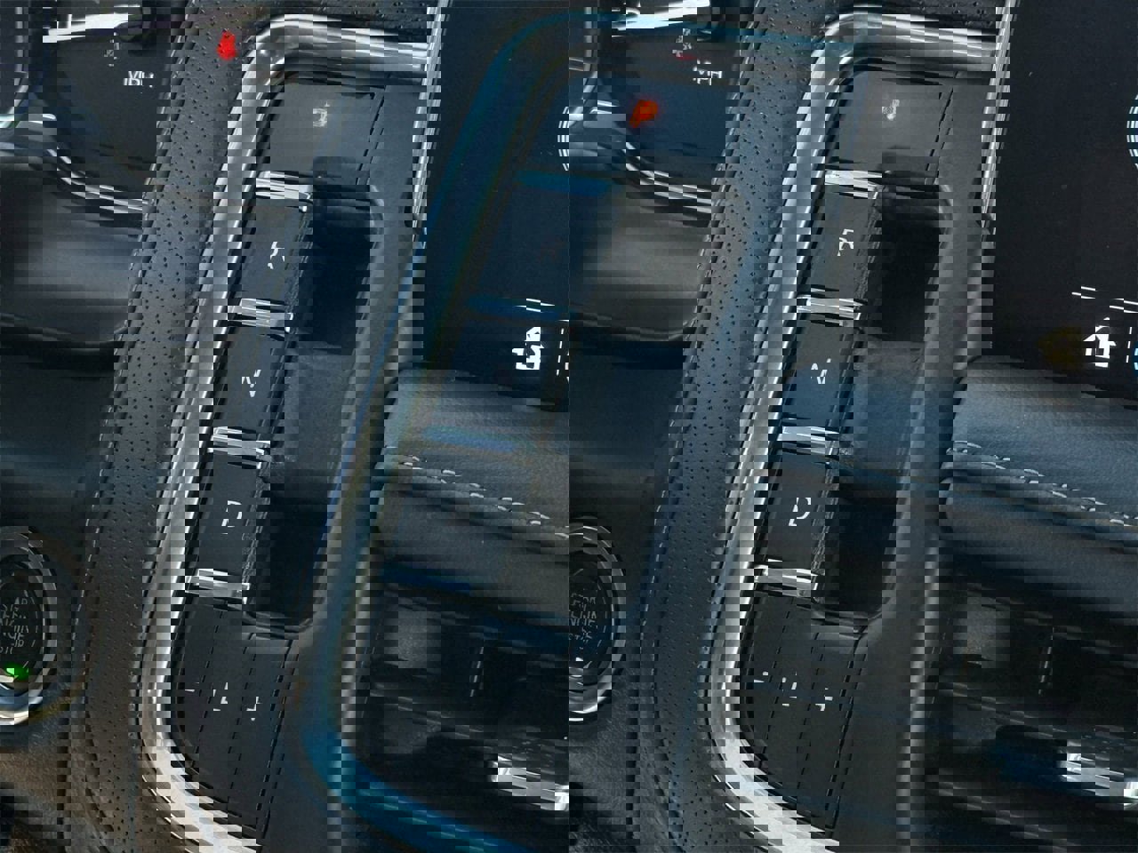 Used 2021 GMC Yukon AT4 w/ AT4 Premium Package image 16