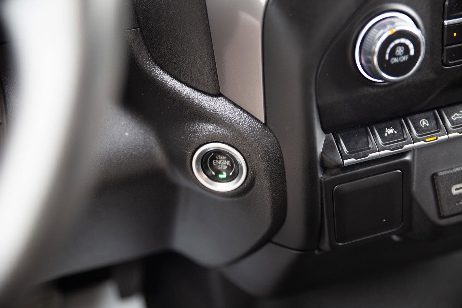 Used 2023 Chevrolet Silverado 1500 Custom image 13