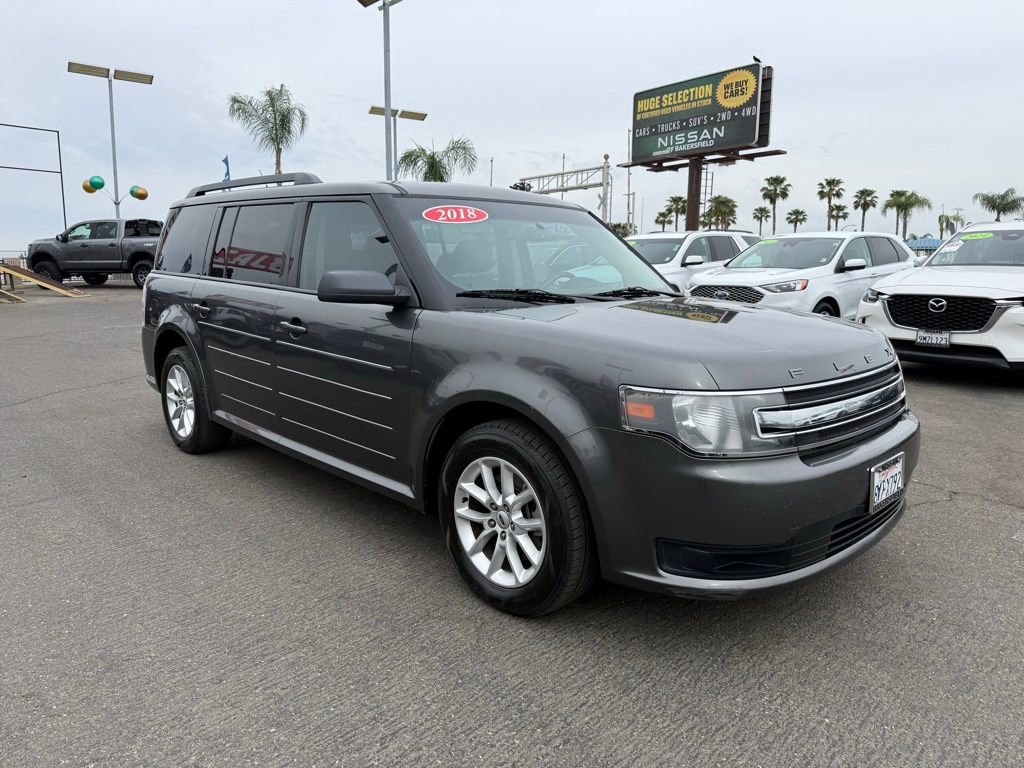 Used 2018 Ford Flex SE image 1