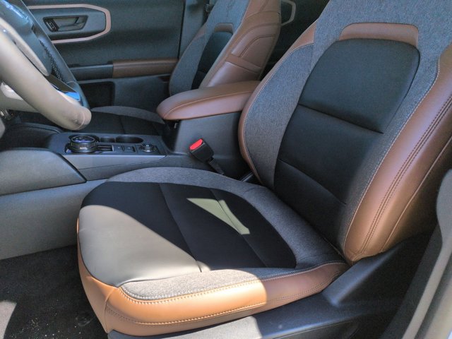 Certified 2024 Ford Bronco Sport Outer Banks w/ Tech Package image 17