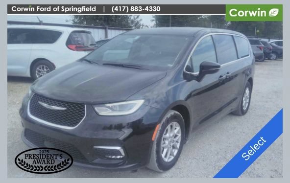 Used 2025 Chrysler Pacifica Select FWD image 1