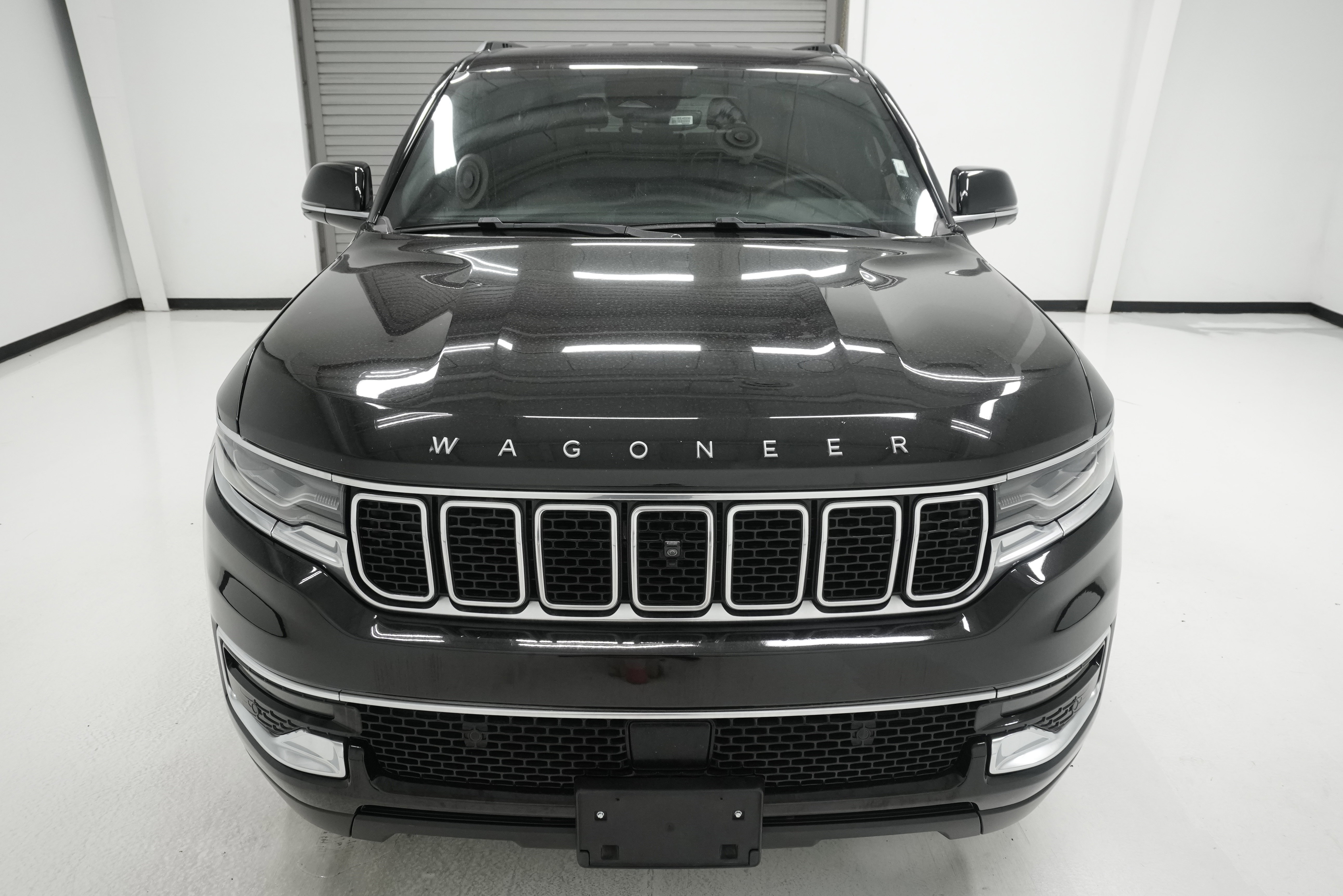 Used 2023 Jeep Wagoneer 2WD w/ Convenience Group I image 2