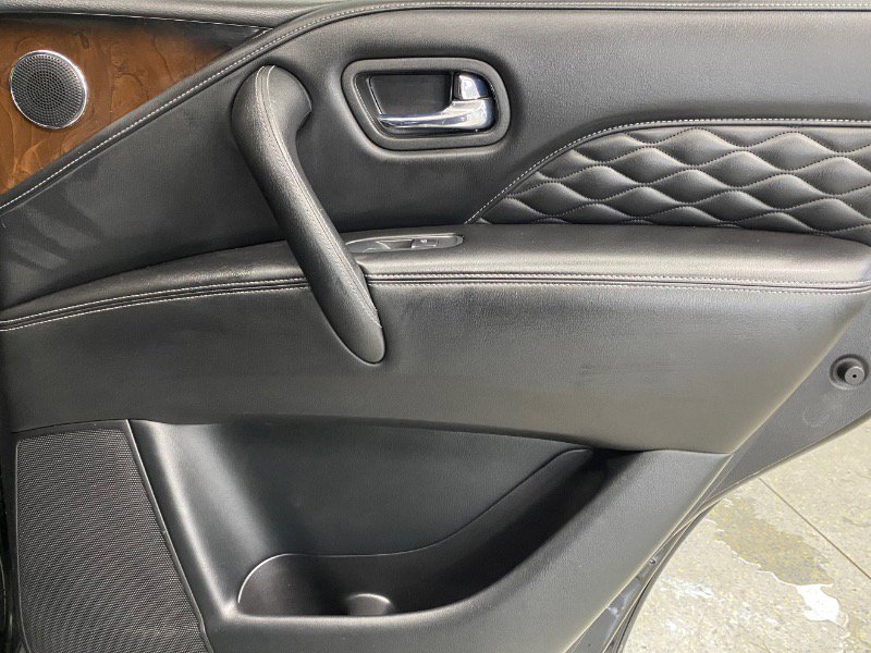 Used 2019 INFINITI QX80 Luxe w/ 22" Wheel Package image 13