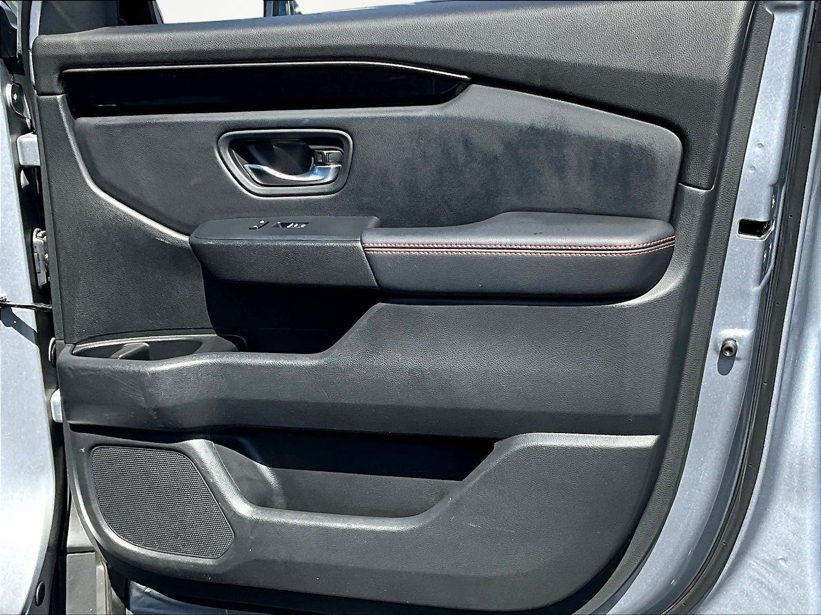 Used 2024 Honda Pilot TrailSport image 29