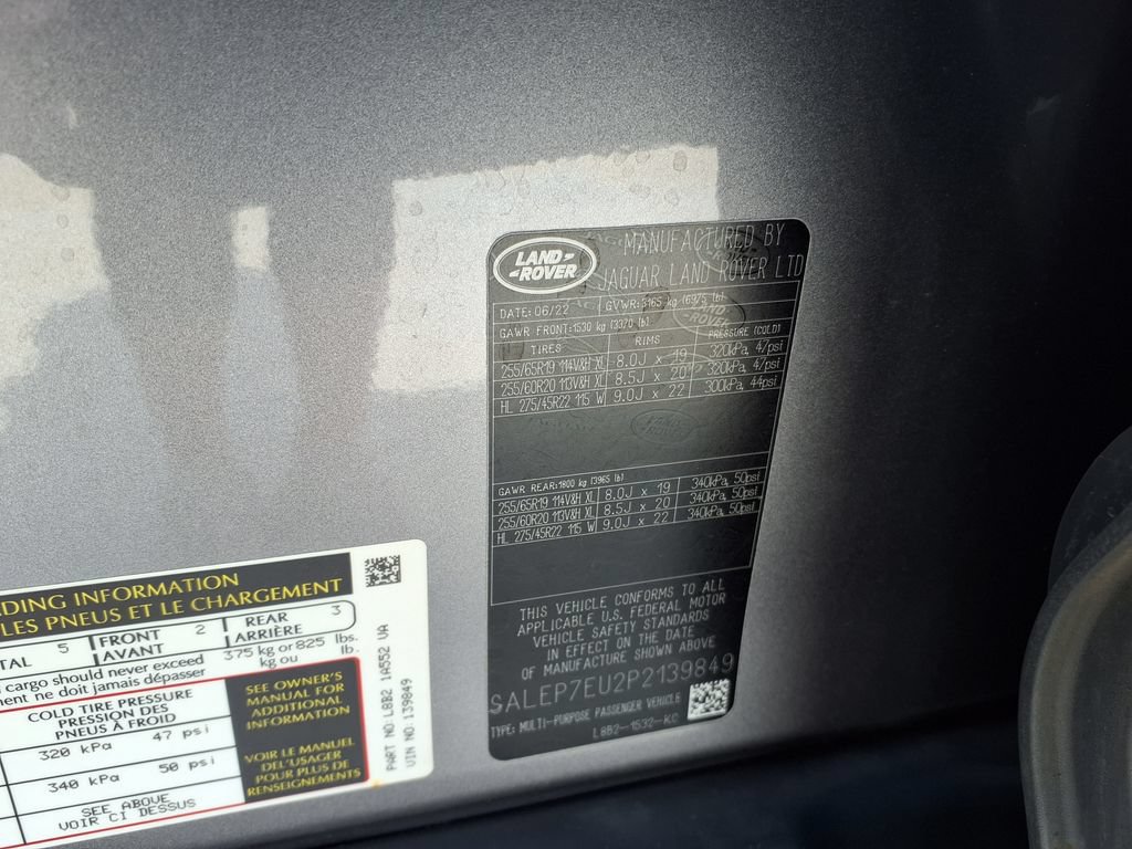 Used 2023 Land Rover Defender 110 SE AWD/4WD image 39