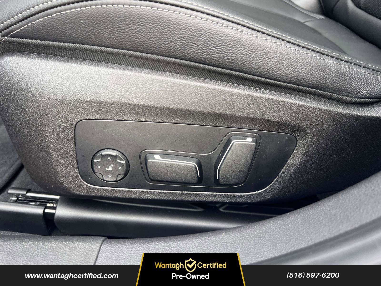 Used 2024 BMW 330i xDrive Sedan image 18