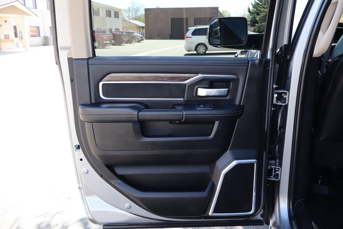 Used 2020 RAM 3500 Laramie AWD/4WD image 24