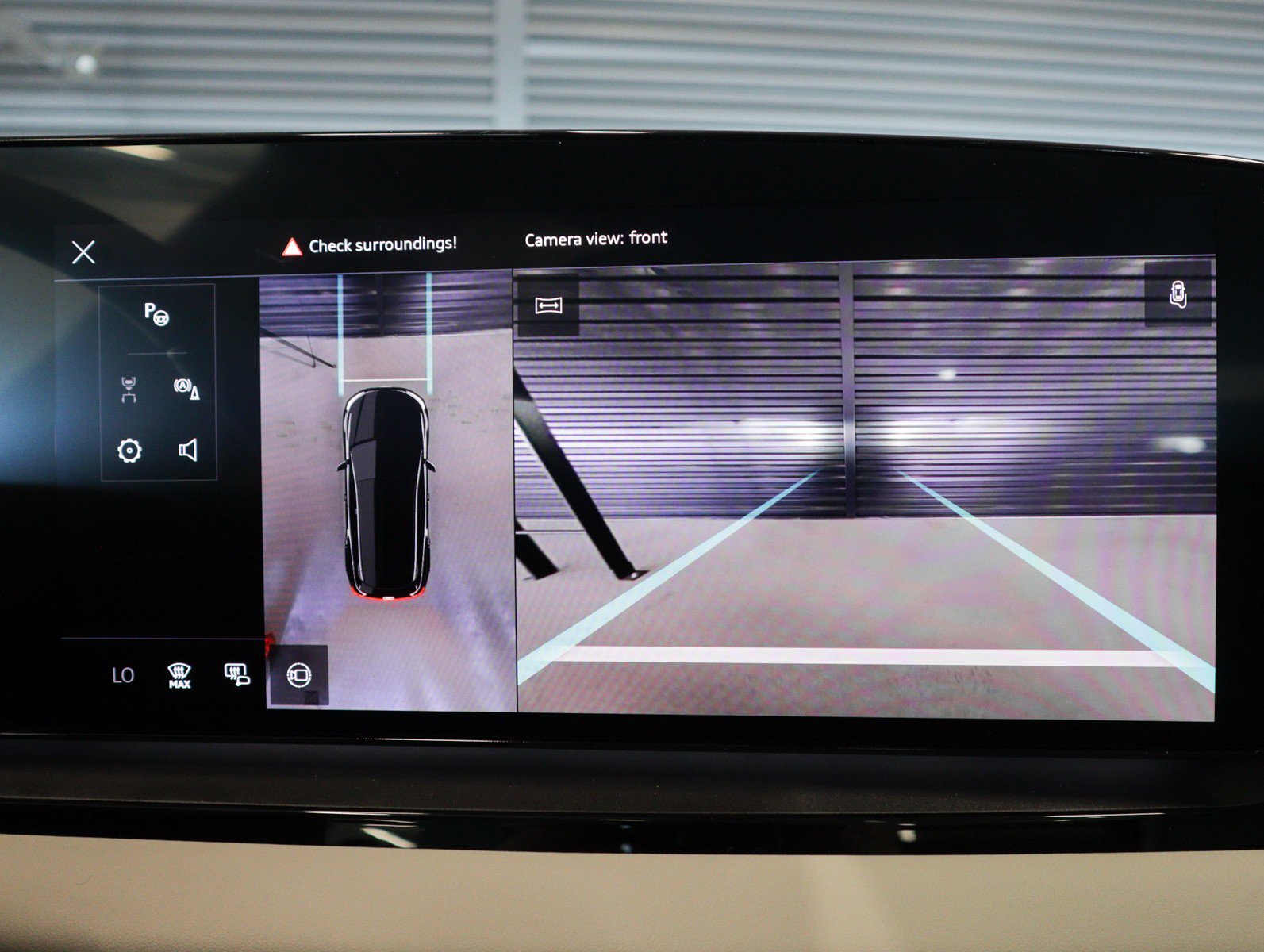 New 2025 Audi Q6 e-tron Premium AWD/4WD image 23