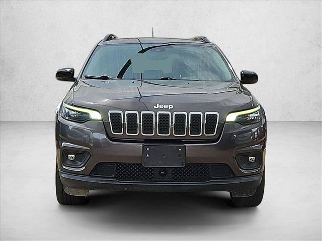 Used 2022 Jeep Cherokee Latitude Lux w/ Mopar Interior Package AWD/4WD image 2