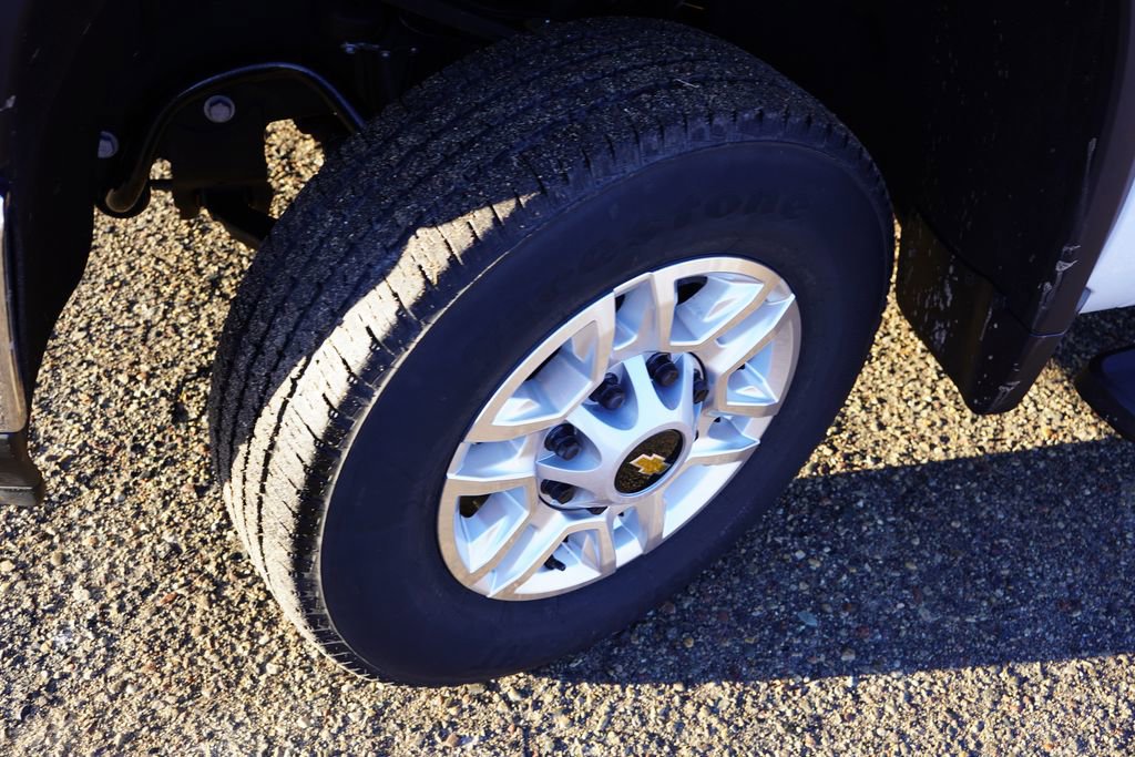 Certified 2025 Chevrolet Silverado 2500 LT w/ Convenience Package image 12