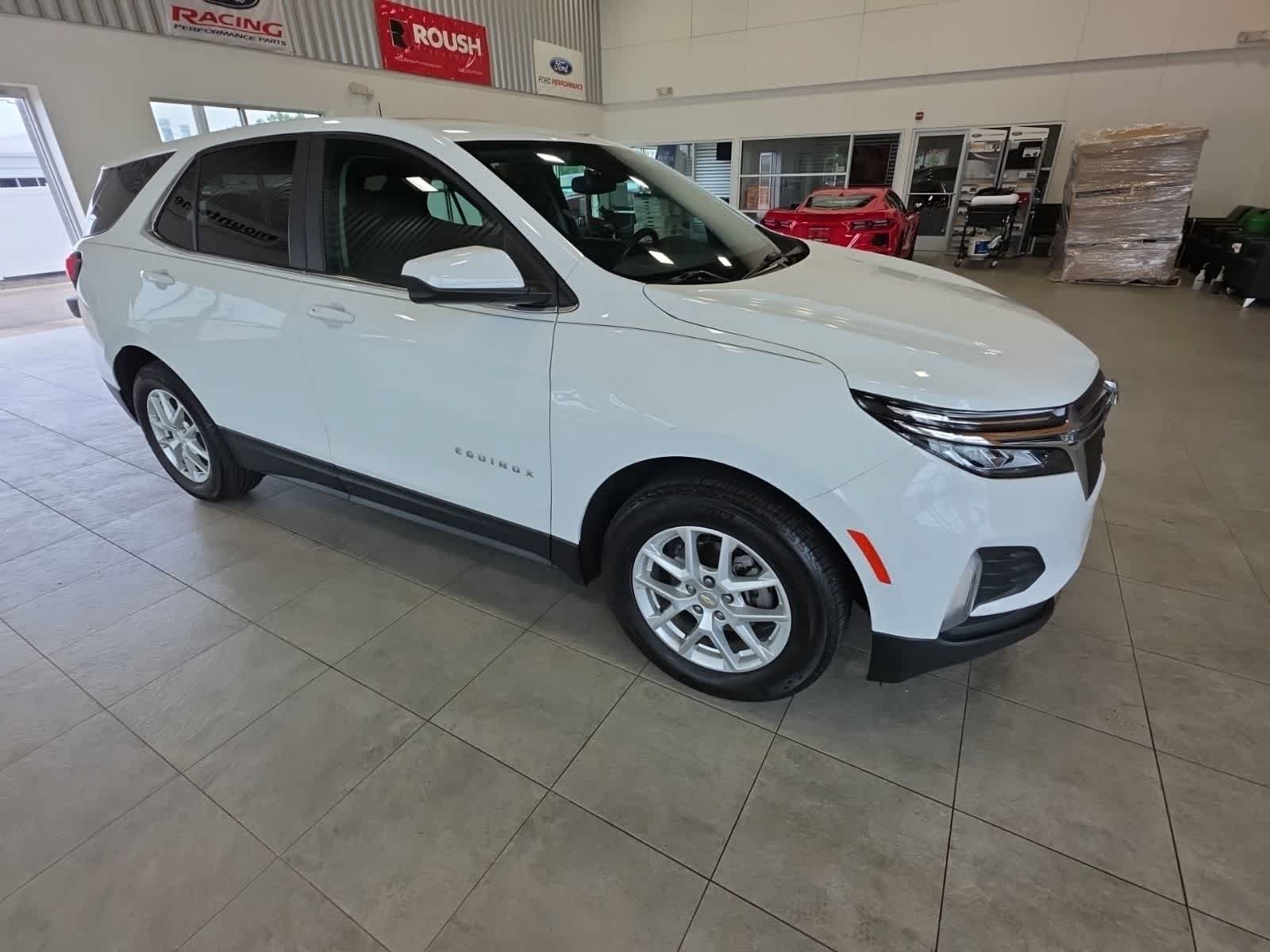 Used 2023 Chevrolet Equinox LT FWD image 7