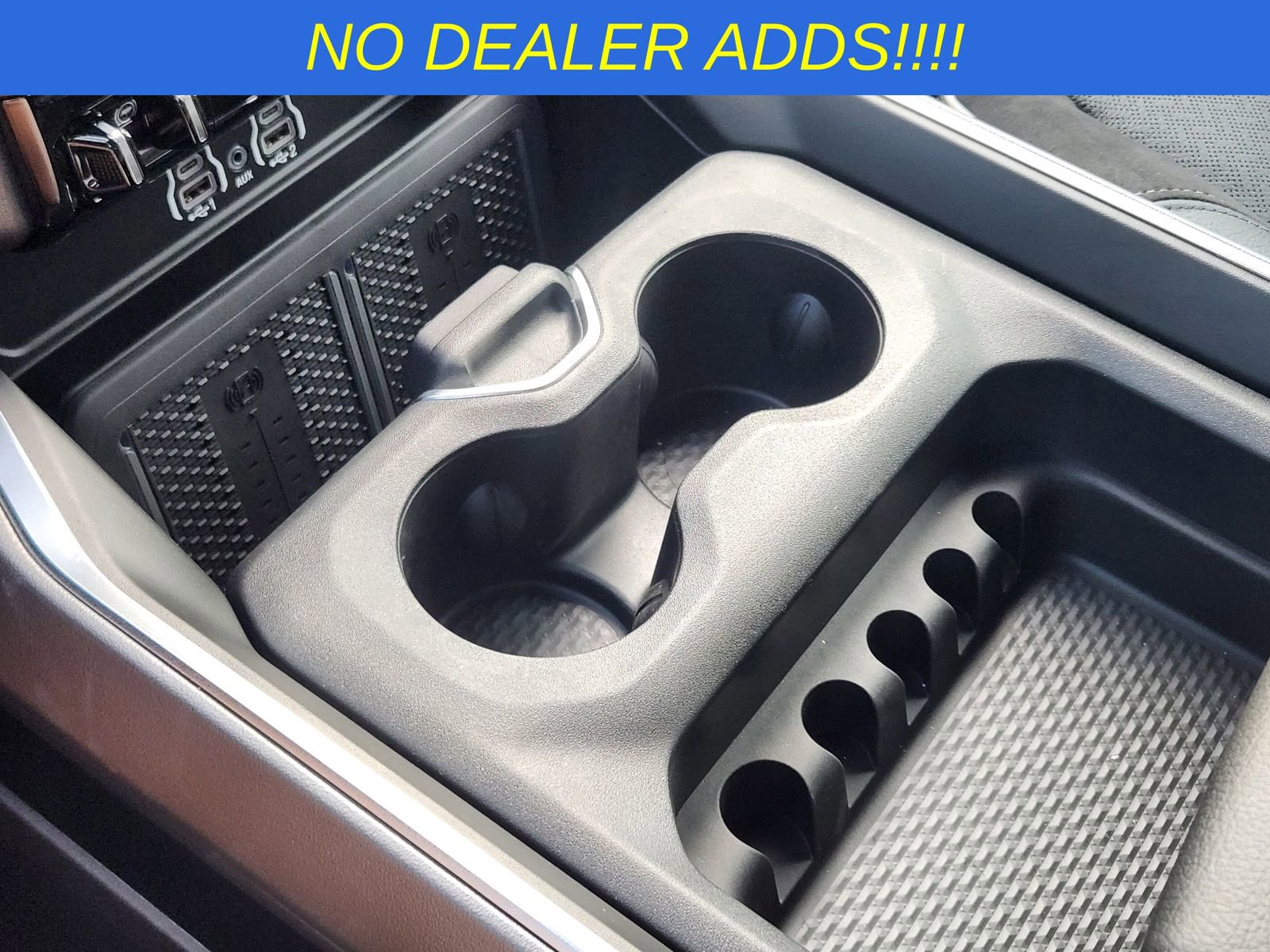 New 2025 RAM 2500 Laramie AWD/4WD image 19