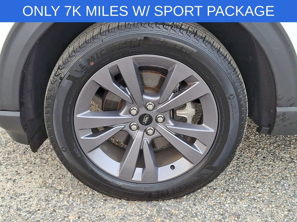 Used 2024 Ford Explorer XLT w/ Equipment Group 202A AWD/4WD image 8