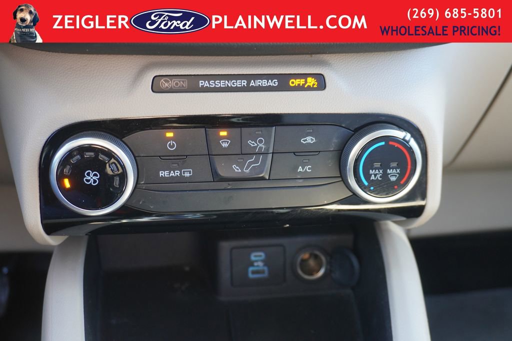 Used 2022 Ford Escape SE image 20