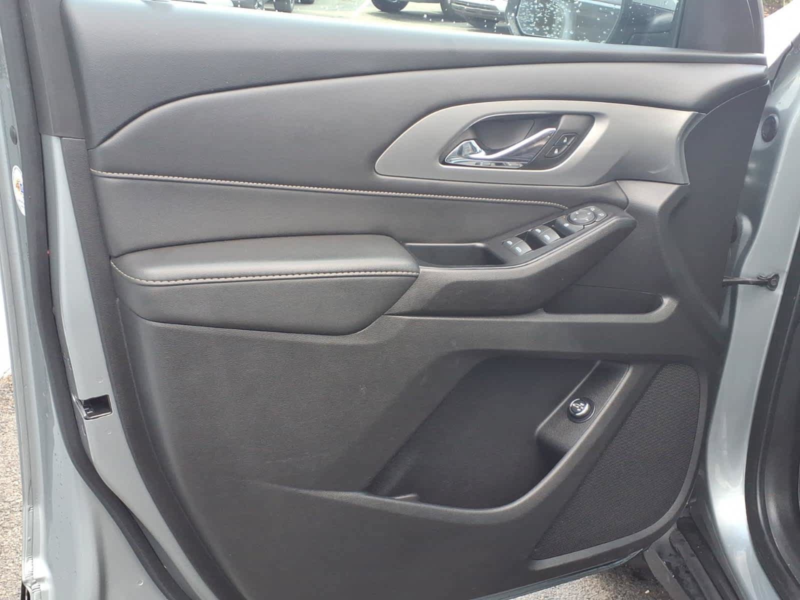 Certified 2023 Chevrolet Traverse LT w/ LPO, Floor Liner Package AWD/4WD image 10