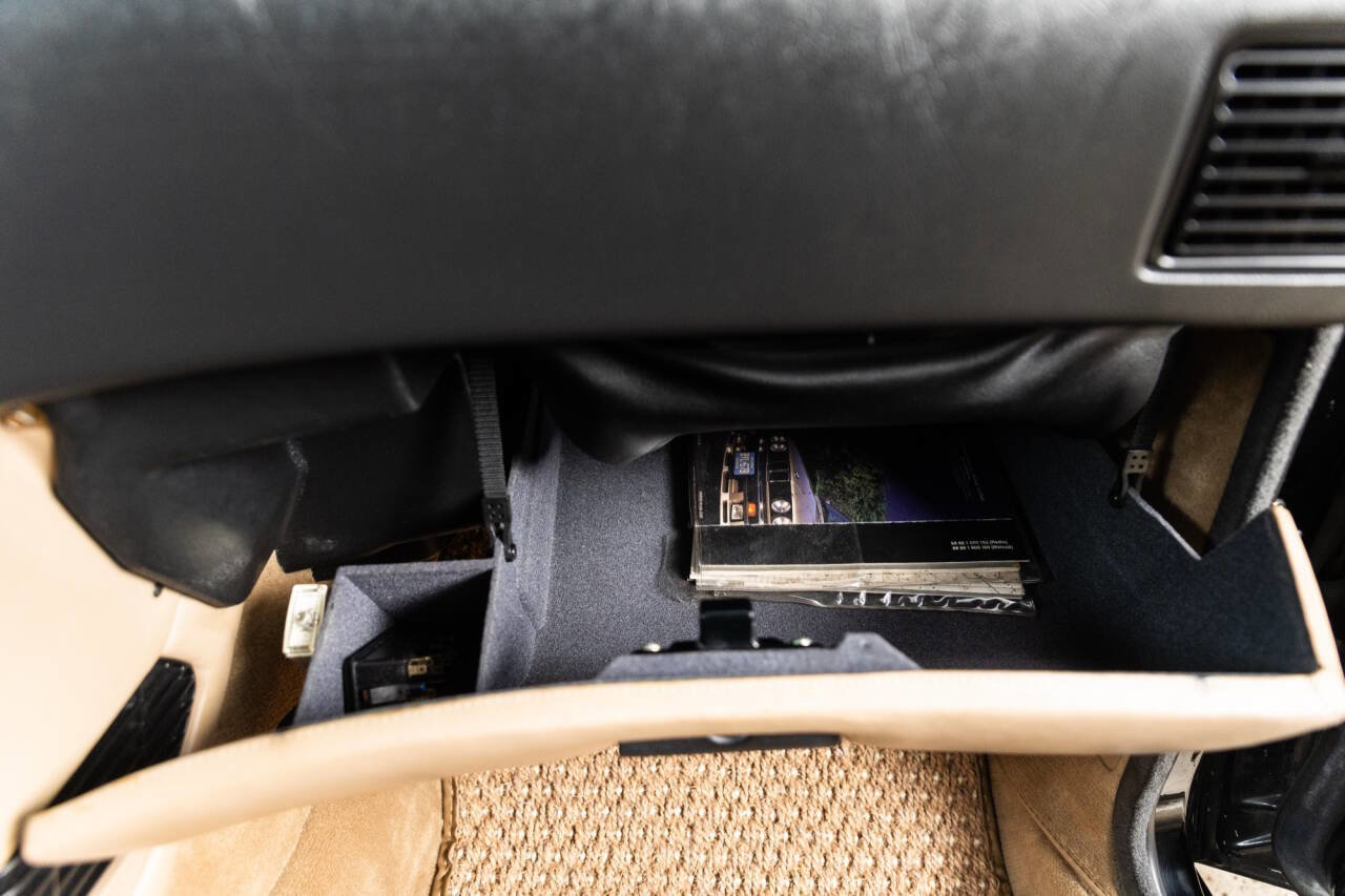 Used 1988 BMW M5 image 44