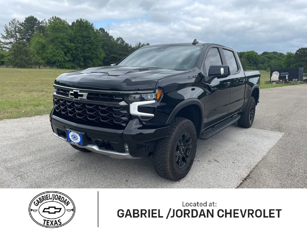 Used 2025 Chevrolet Silverado 1500 ZR2 w/ Technology Package image 1