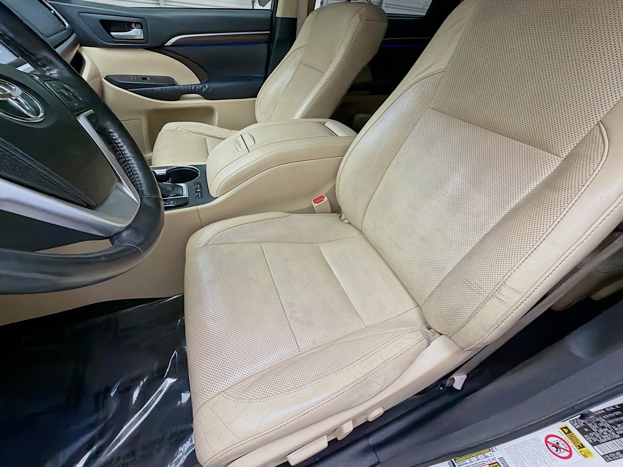 Used 2015 Toyota Highlander Limited Platinum image 11