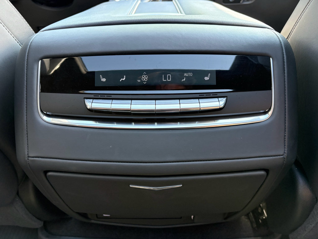 Used 2024 Cadillac Escalade V w/ LPO, ONYX Package AWD/4WD image 26