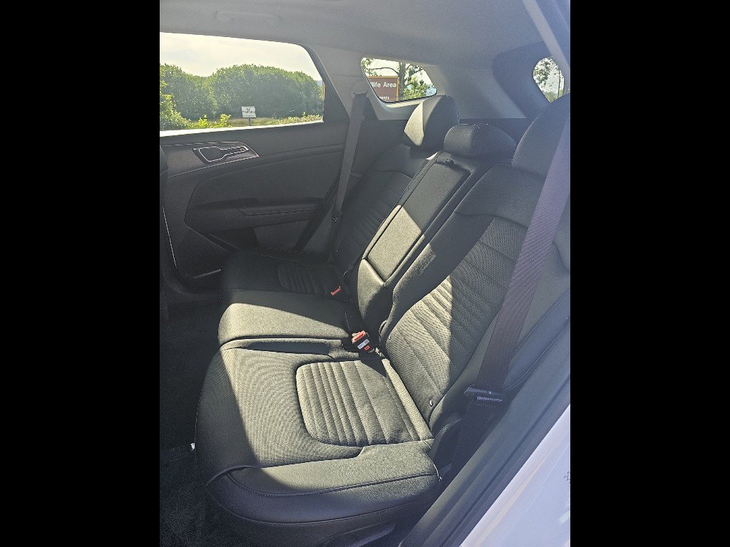 New 2025 Kia Sportage SX image 22