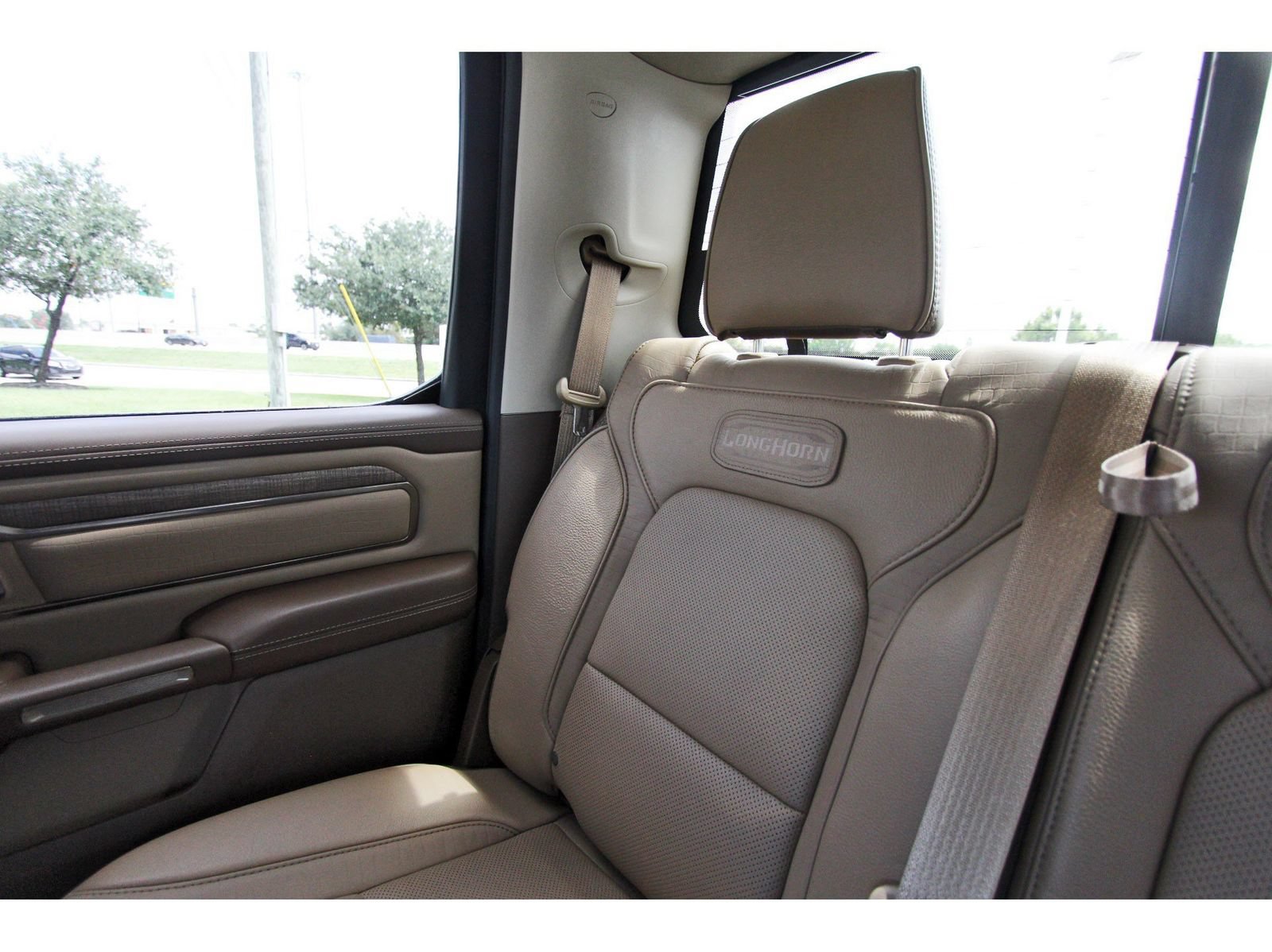 Used 2019 RAM 1500 Limited RWD image 14