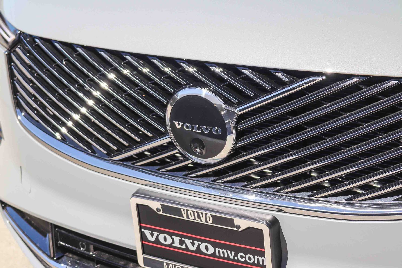 New 2027 Volvo XC90 B6 Plus AWD/4WD image 11