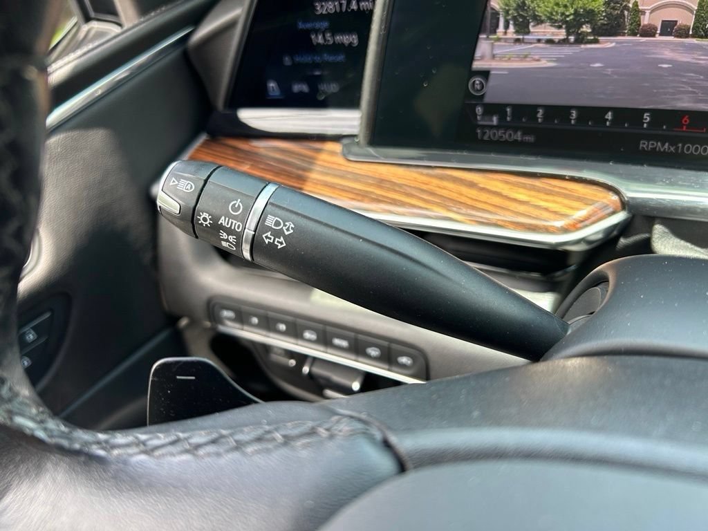 Used 2021 Cadillac Escalade Premium Luxury w/ Driver Assist Tech Package AWD/4WD image 56