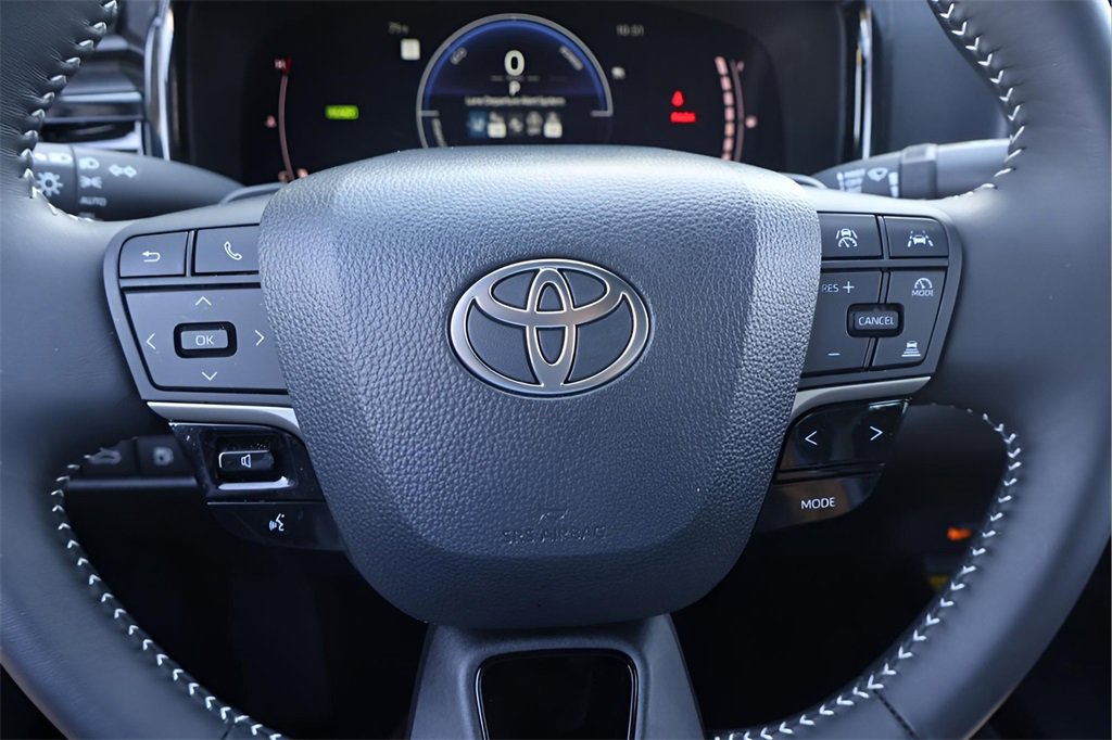 Certified 2025 Toyota Camry SE image 19