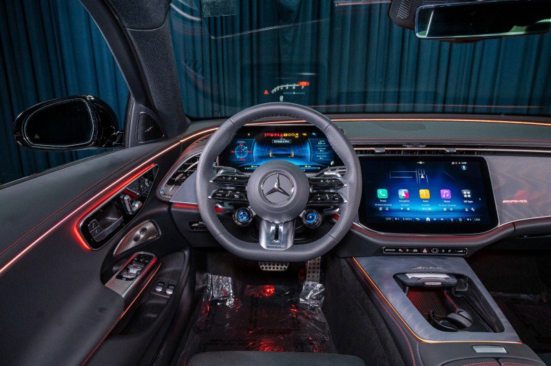 New 2026 Mercedes-Benz E 53 AMG e 4MATIC Sedan image 15