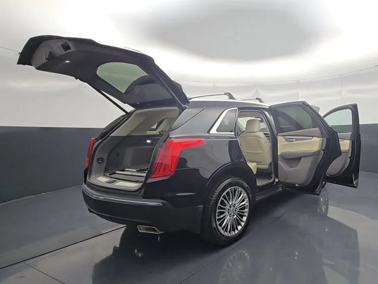 Used 2017 Cadillac XT5 Premium Luxury FWD image 30