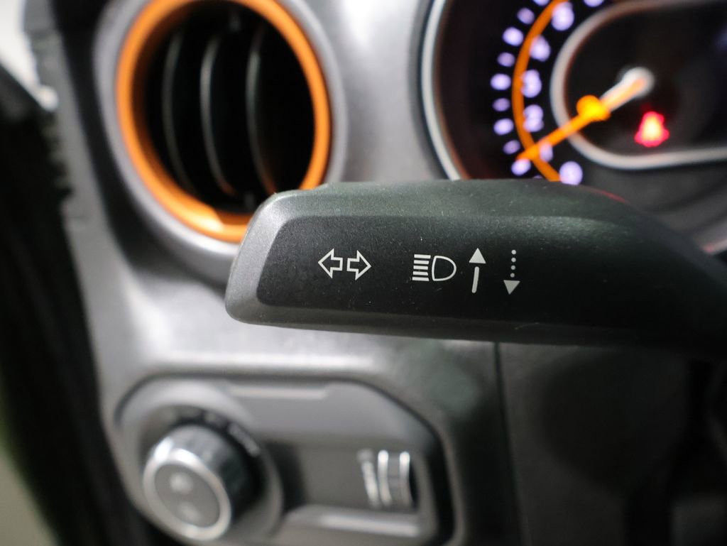 Used 2023 Jeep Gladiator Mojave w/ Cold Weather Group AWD/4WD image 35