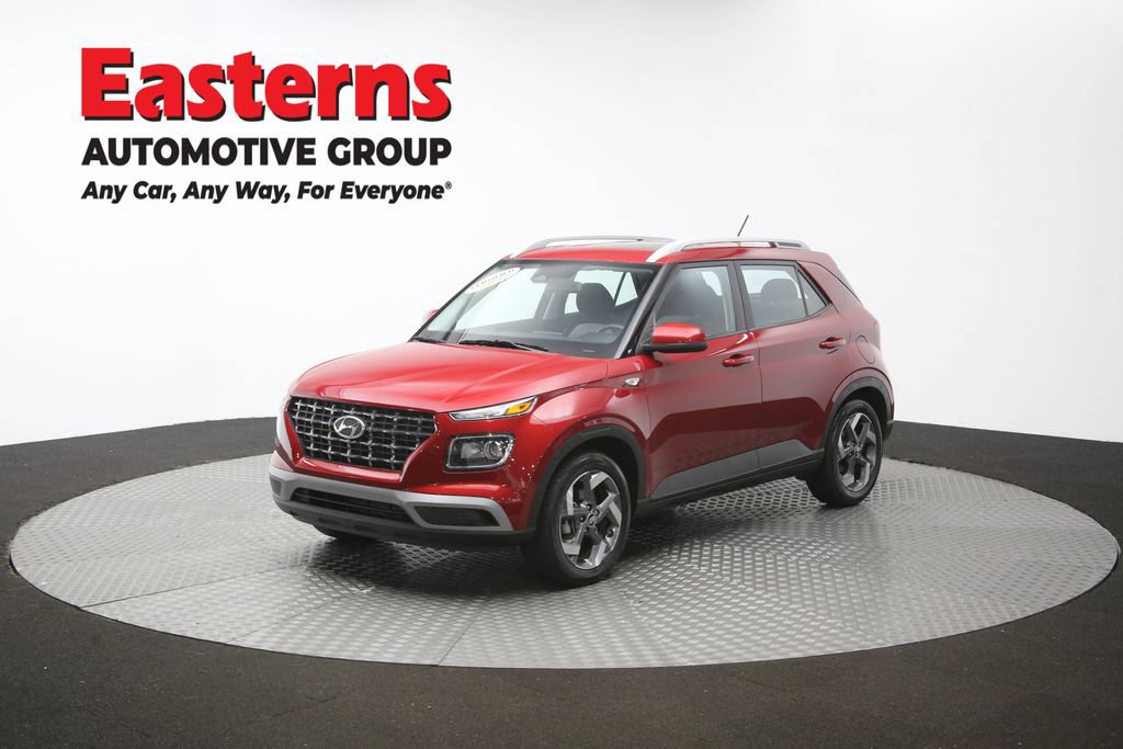 Used 2025 Hyundai Venue SEL FWD image 57