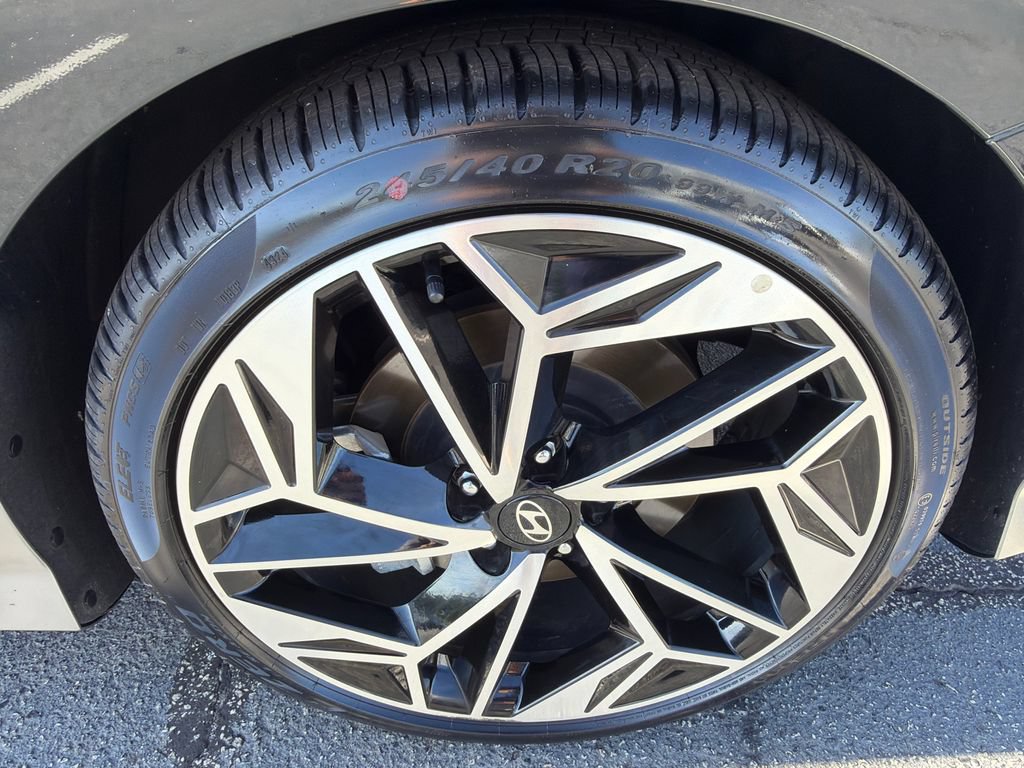 Used 2023 Hyundai Ioniq 6 Limited RWD image 20