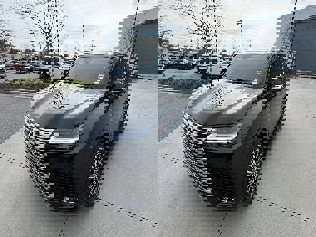 New 2026 Lexus LX 700h Luxury image 5