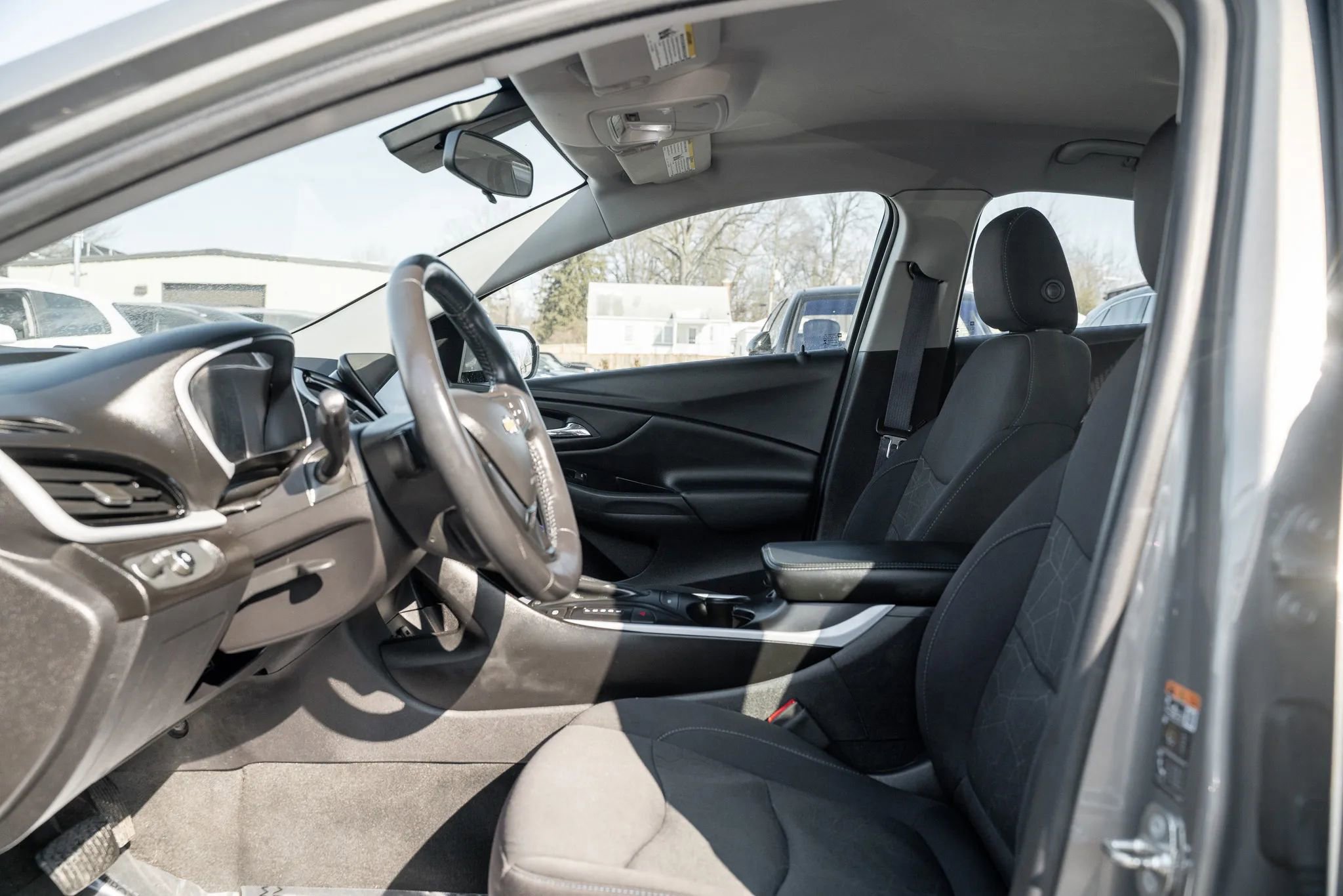 Used 2017 Chevrolet Volt LT image 7