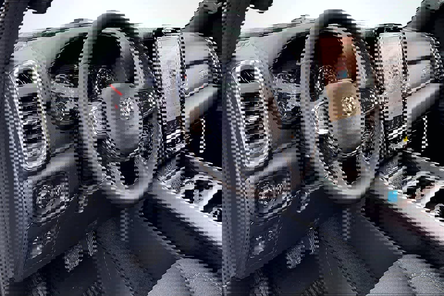 New 2026 RAM 1500 Big Horn AWD/4WD image 2