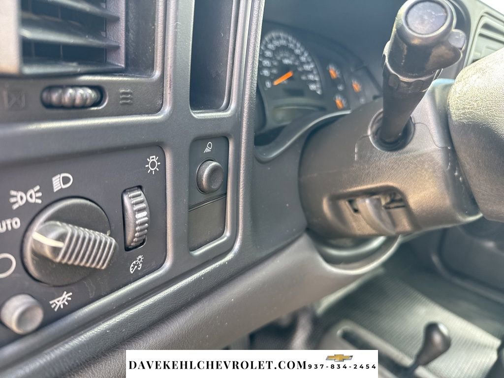 Used 2004 Chevrolet Silverado 2500 W/T image 12