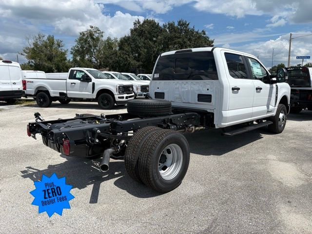New 2026 Ford F350 4x4 Crew Cab DRW Super Duty image 3