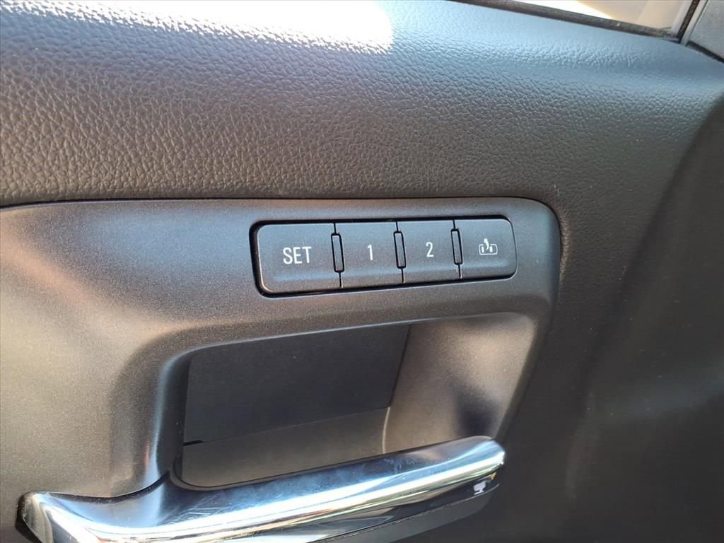 Used 2017 GMC Sierra 1500 SLT w/ SLT Premium Package image 15